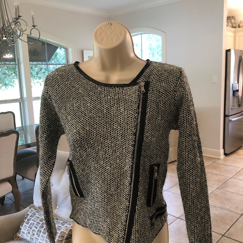 Jacket - Picture 2 of 4